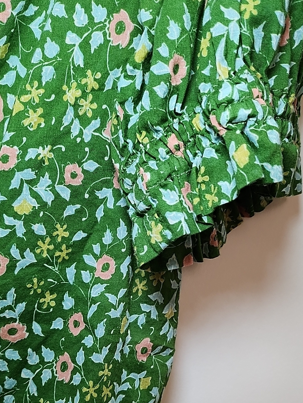 Anthropologie Trovata Romantic Green Floral Pintuck Button-Down Blouse Size L - Picture 8 of 16